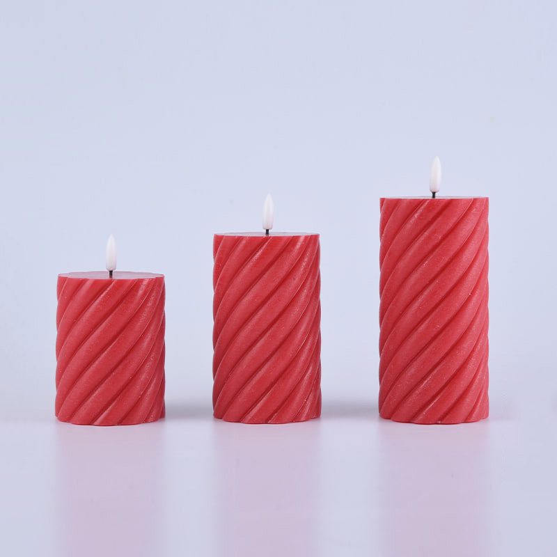 3 pakke røde spiralflammeløse søylelys